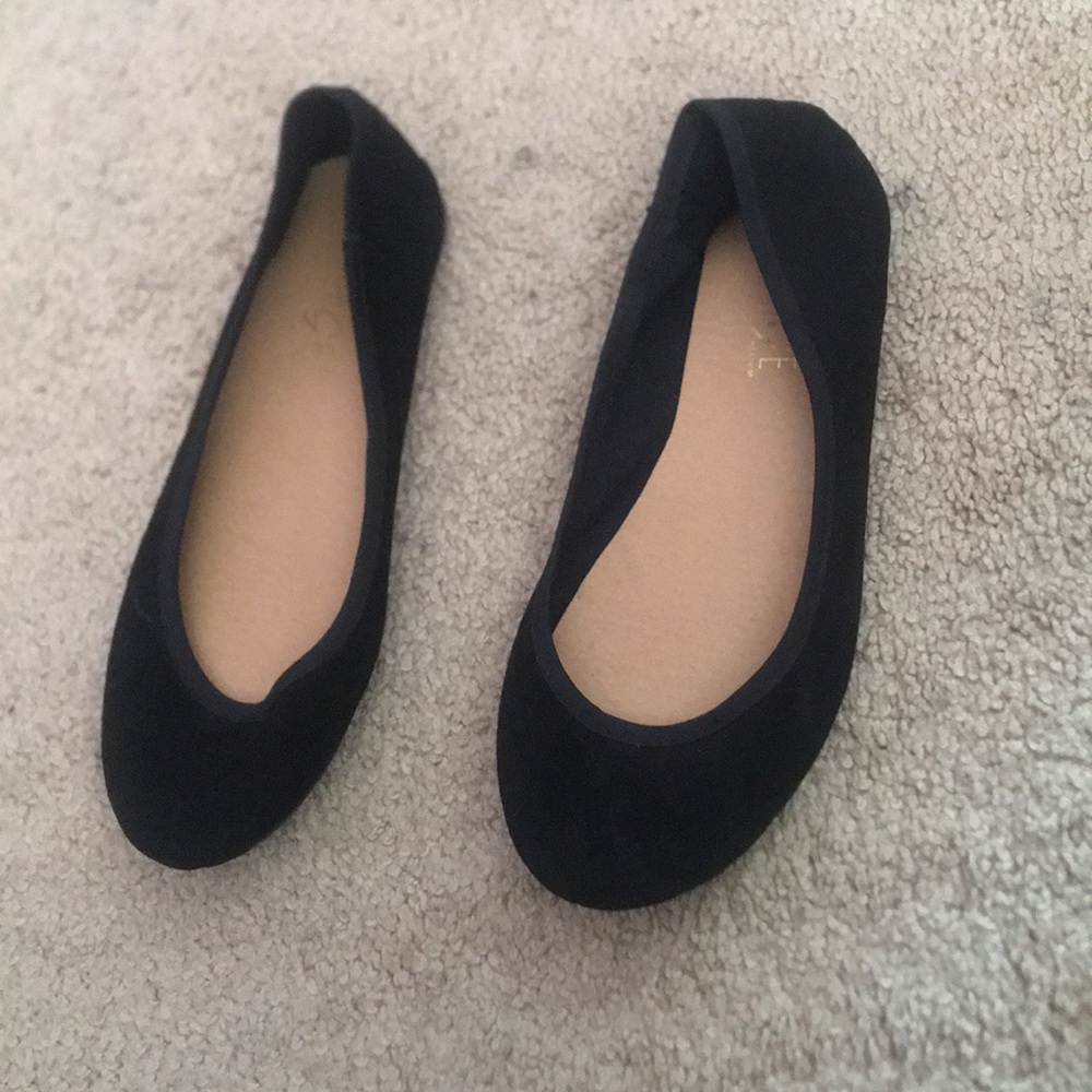 Black flats